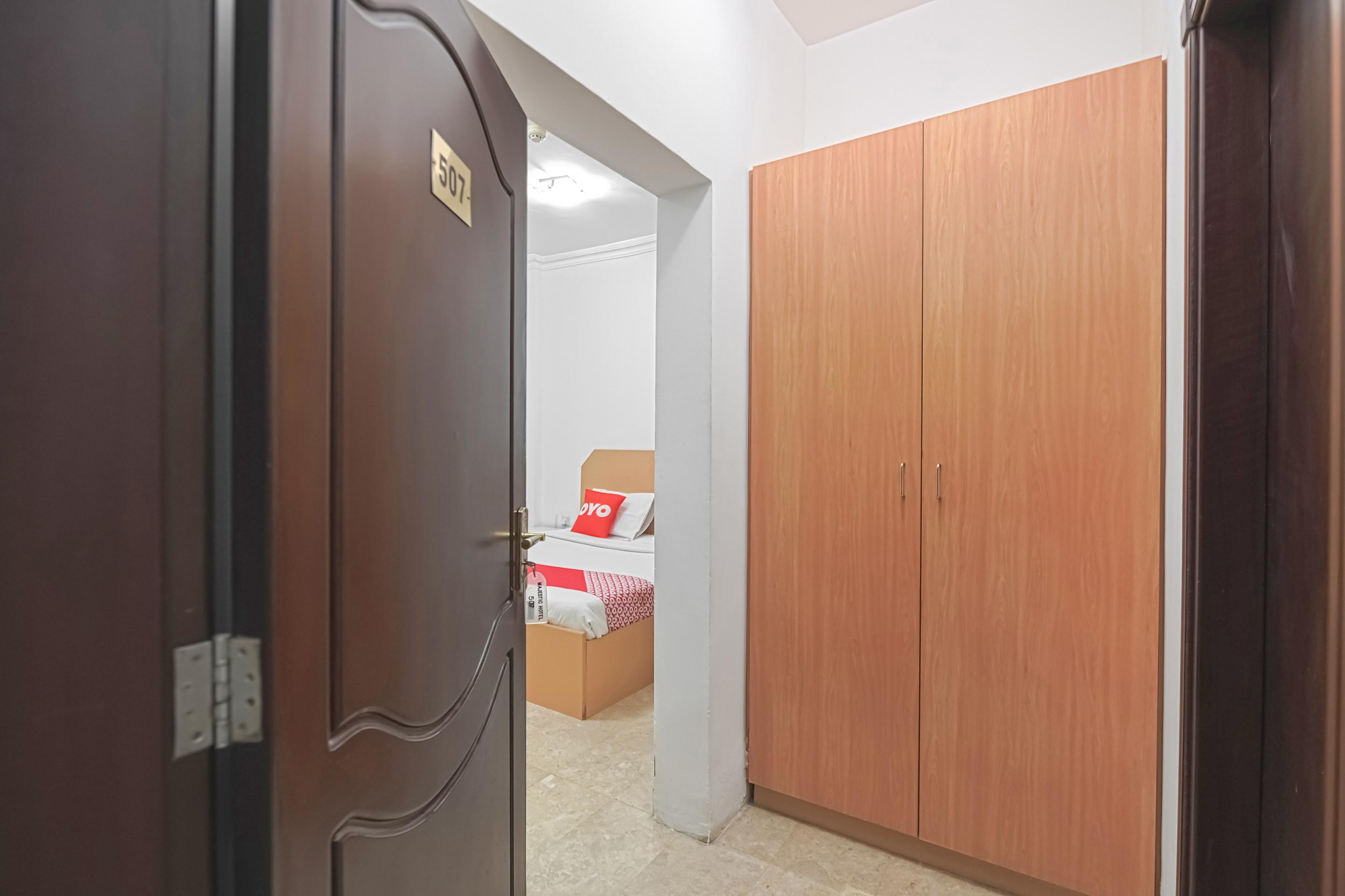 Majestic Hotel Wādī Kabīr Εξωτερικό φωτογραφία