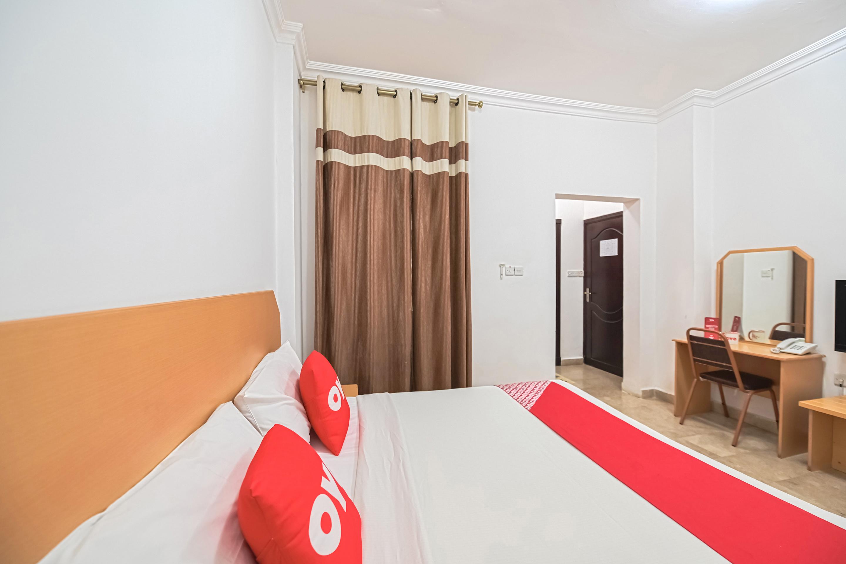 Majestic Hotel Wādī Kabīr Εξωτερικό φωτογραφία
