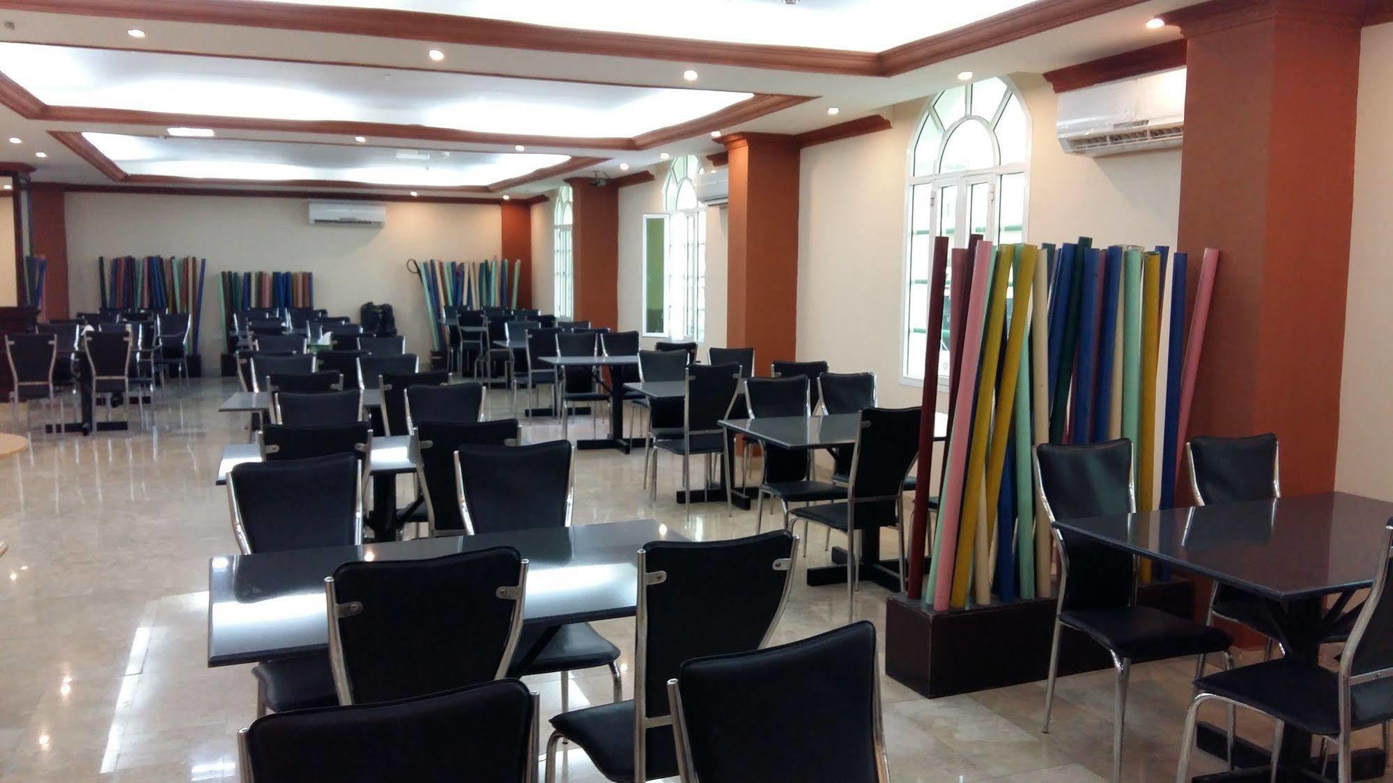 Majestic Hotel Wādī Kabīr Εξωτερικό φωτογραφία